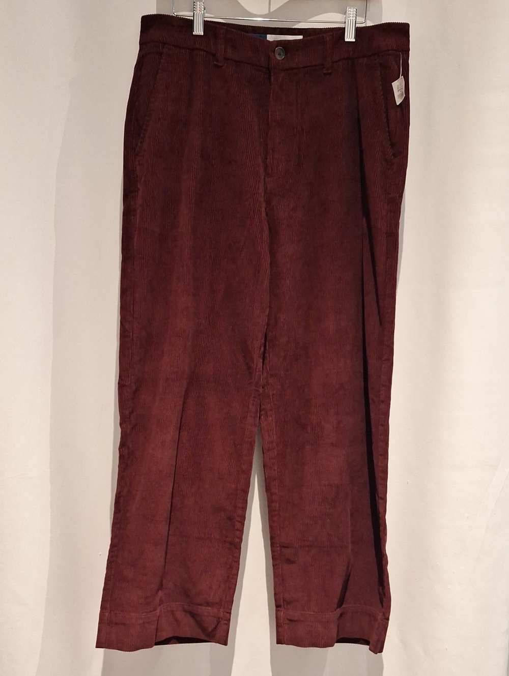 Old Navy Women's Corduroy High-riseWide Leg Pants in Burgundy